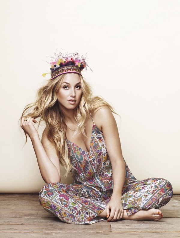Whitney-Port-Company-Magazine-UK-September-2012-Cover-5-600x794